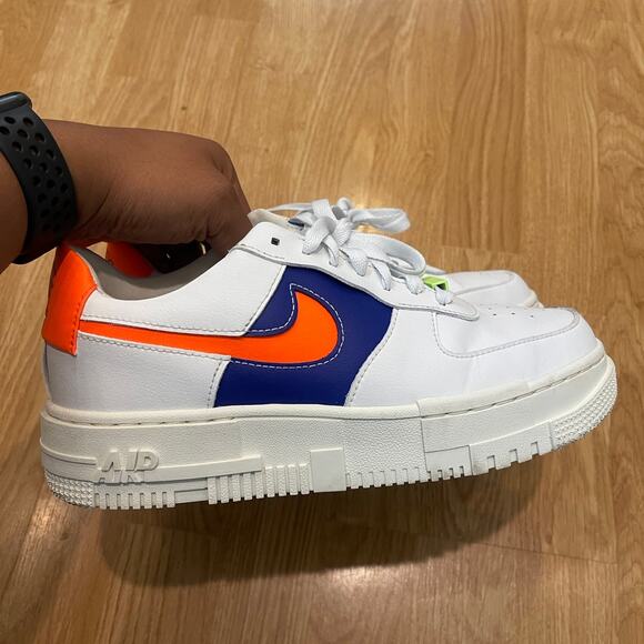 Nike Air Force 1 Women Pixel Summit White Concord Hyper Crimson Sneaker - Picture 2 of 9